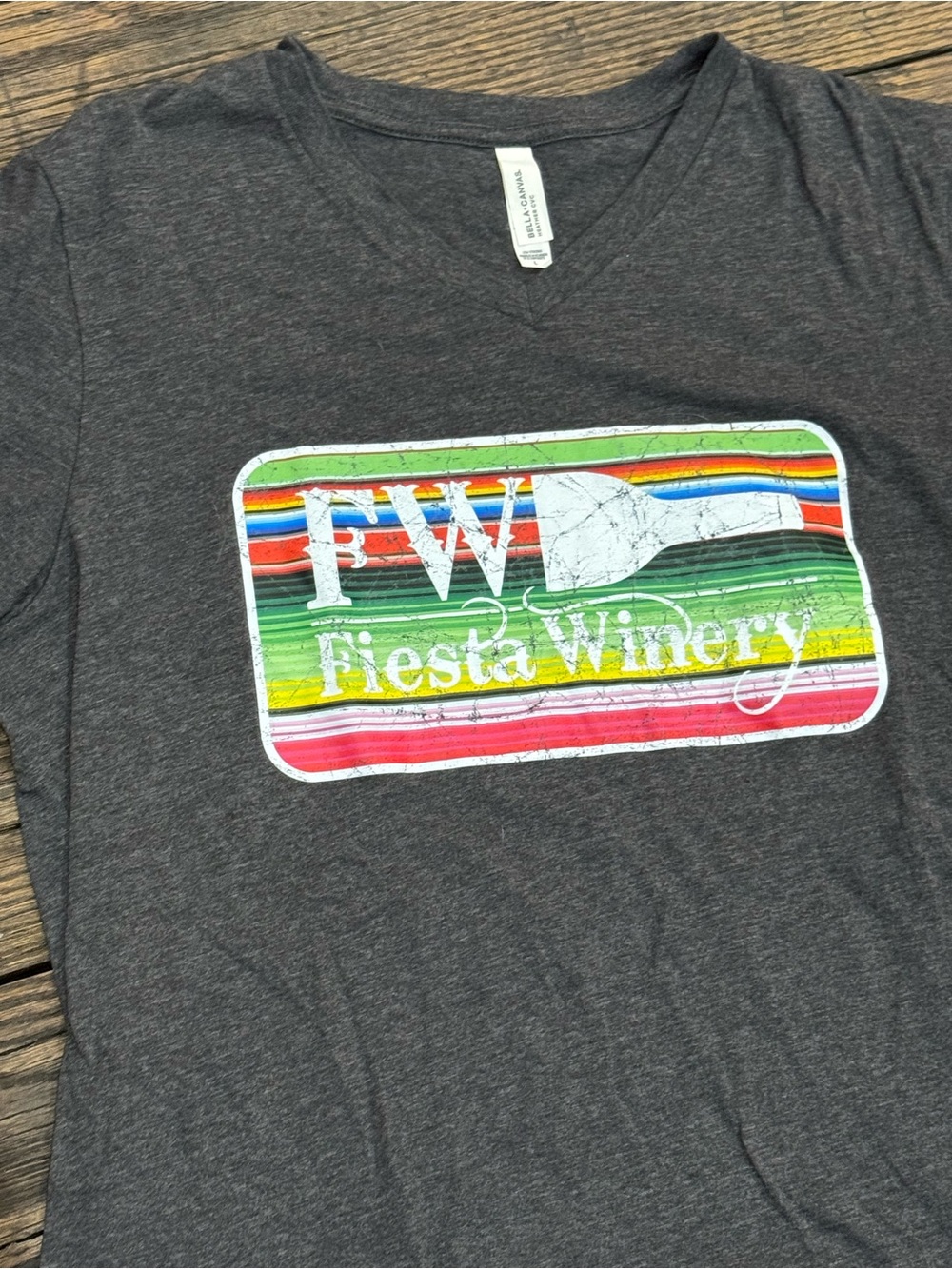 Fiesta Winery Gray Graphic V-Neck Tee with Colorful Serape Logo - Large T Shirt